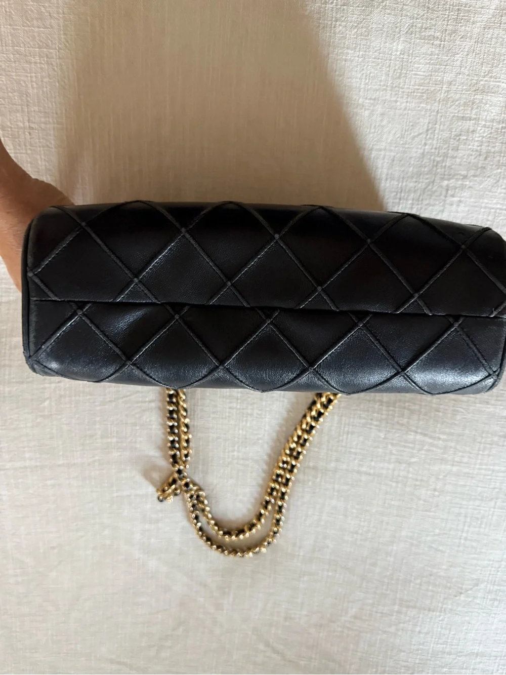 Tory Burch Black Quilted Shoulder Bag with Gold Chain Strap